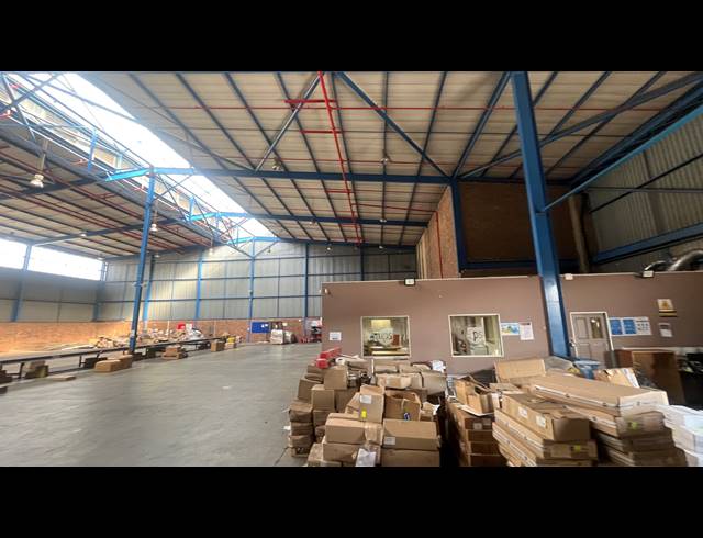 6,932M² WAREHOUSE TO LET IN SPARTAN
